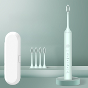 Spazzolino elettrico bianco con custodia e quattro testine di ricambio, design moderno, funzioni multiple, ideale per igiene orale avanzata.