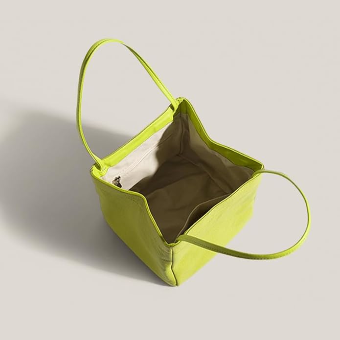 Borsa a spalla verde lime in pelle, design minimalista, interno spazioso, ideale per moda donna, accessorio elegante e moderno.
