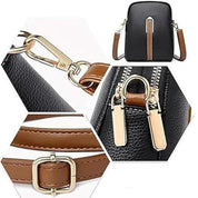 Zaino in pelle nera con dettagli marroni, cerniere dorate e fibbia regolabile. Design elegante e moderno, ideale per moda e praticità.