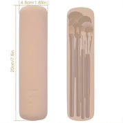 Set di pennelli trucco con custodia beige, dimensioni 20x4,8 cm. Include pennelli per ombretto e contouring. Accessorio cosmetico essenziale.