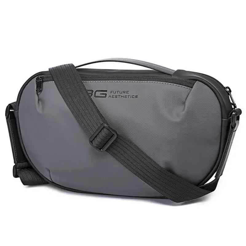 Borsa a tracolla grigia unisex, design moderno, materiale resistente all'acqua, ideale per viaggi e uso quotidiano, con cinghia regolabile.