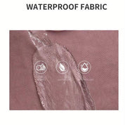 Tessuto impermeabile rosa con icone: resistente all'acqua, leggero, traspirante. Ideale per abbigliamento outdoor e accessori.