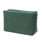 Astuccio verde in velluto, rettangolare, con chiusura a zip dorata. Elegante e spazioso, ideale per cosmetici o accessori da viaggio.