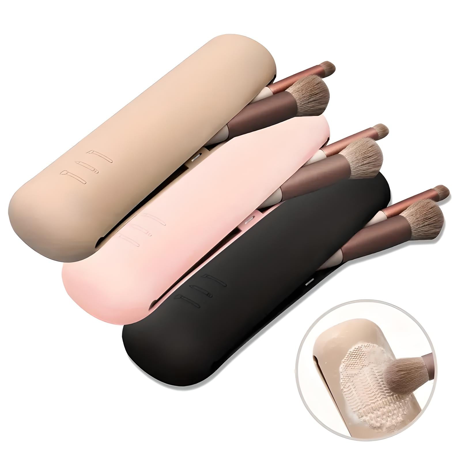 Set di pennelli trucco con custodia in silicone beige, rosa e nera, setole morbide, ideale per fondotinta e blush. Accessori cosmetici portatili.