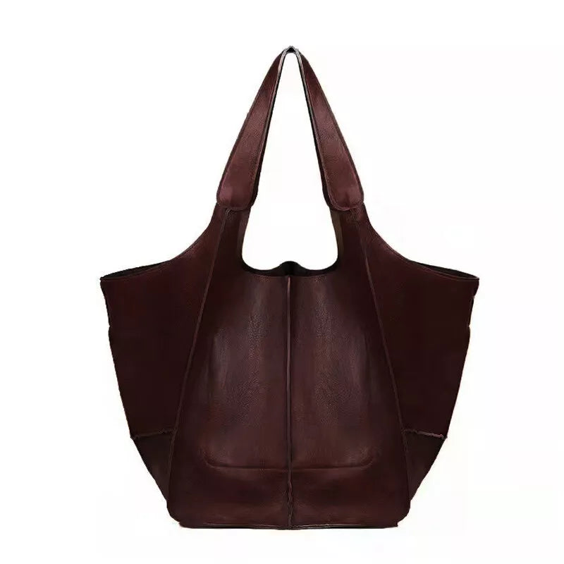 Borsa a spalla in pelle marrone scuro, design elegante e spazioso, ideale per moda donna, accessorio di tendenza, shopping bag capiente.