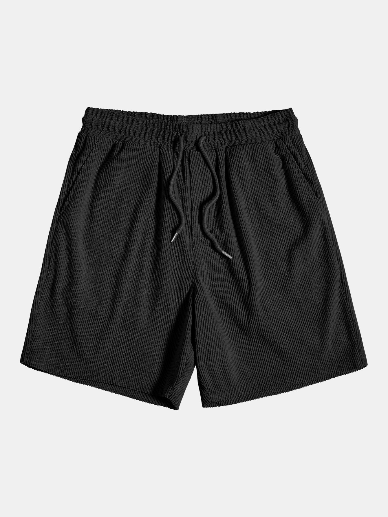 Pantaloncini neri a righe verticali, elastico in vita con laccio, tasche laterali. Ideali per moda casual estiva, uomo.