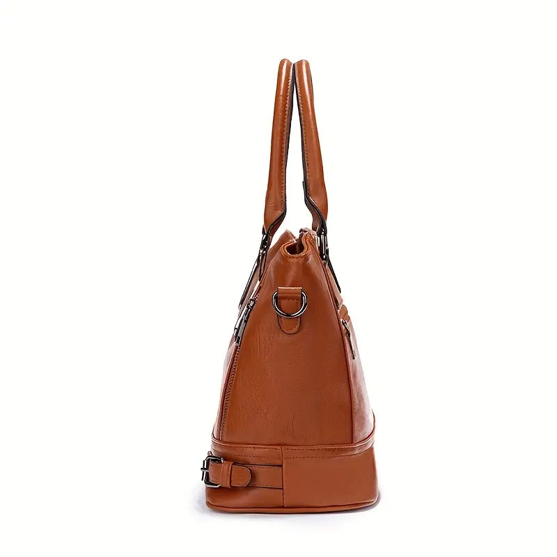 Borsa a spalla in pelle marrone, design elegante, chiusura con cerniera, dettagli in metallo, ideale per moda donna, accessorio versatile.