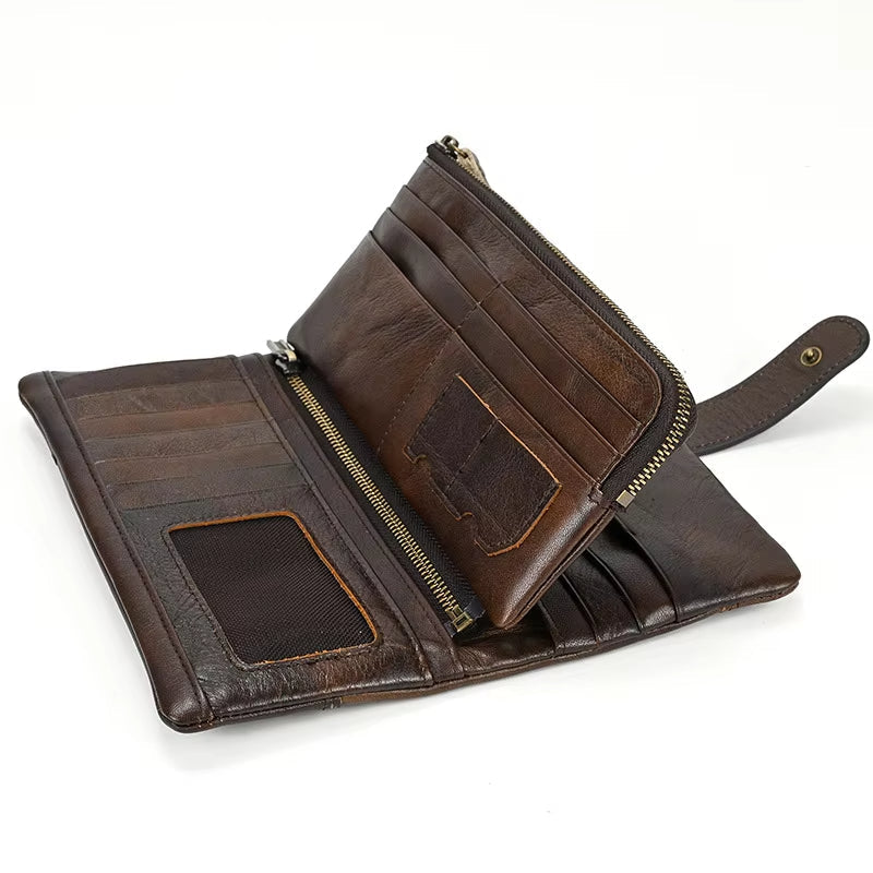 Portafoglio in pelle marrone con cerniera, scomparti per carte di credito e tasca trasparente, design elegante e funzionale per uomo.
