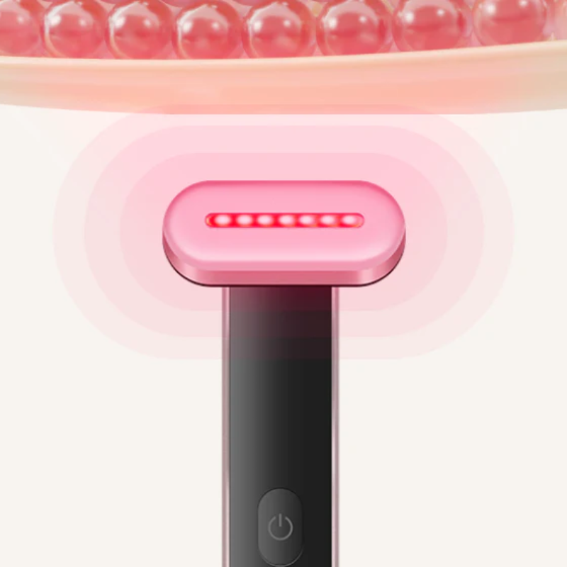 Dispositivo per terapia LED rosso, portatile, con design moderno, per cura della pelle e riduzione rughe. Tecnologia avanzata, uso domestico.
