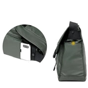 Borsa a tracolla verde scuro con tasca laterale per smartphone, design moderno e funzionale, ideale per viaggi e uso quotidiano.