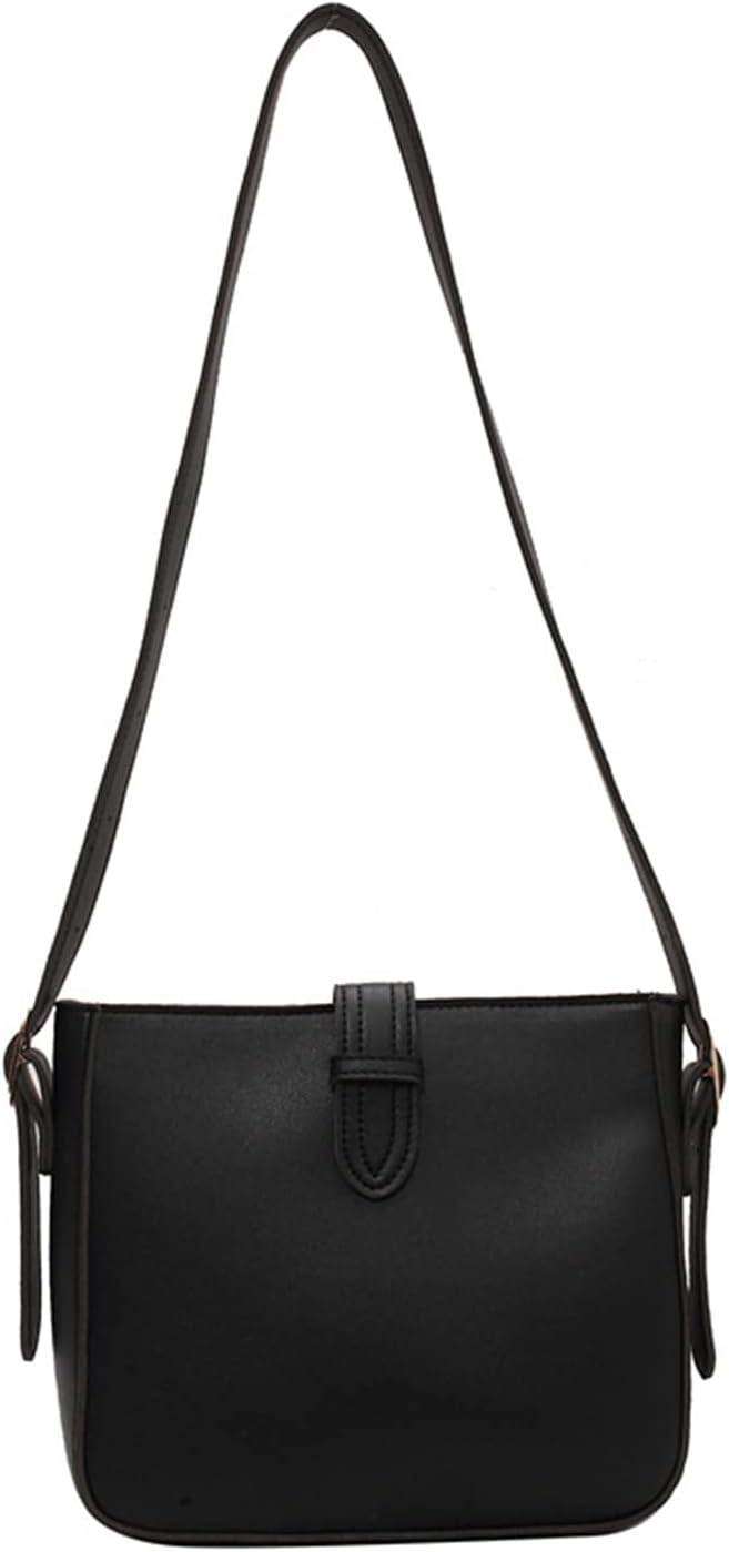 Borsa a tracolla nera in pelle sintetica, design minimalista, chiusura con patta, ideale per moda donna, accessorio elegante e versatile.