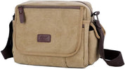 Borsa a tracolla in tela beige con dettagli in pelle marrone, tasche multiple e chiusura a zip. Ideale per uomo e donna, stile casual e vintage.