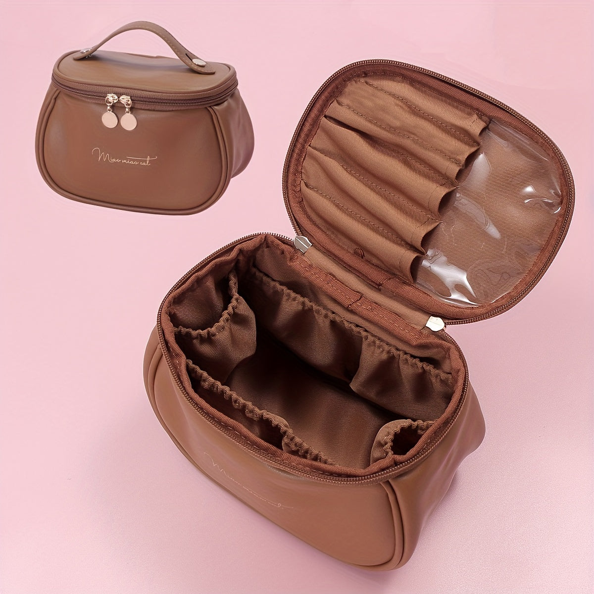Borsa cosmetica marrone in pelle sintetica, design elegante, con scomparti interni e chiusura a zip, ideale per trucco e accessori da viaggio.