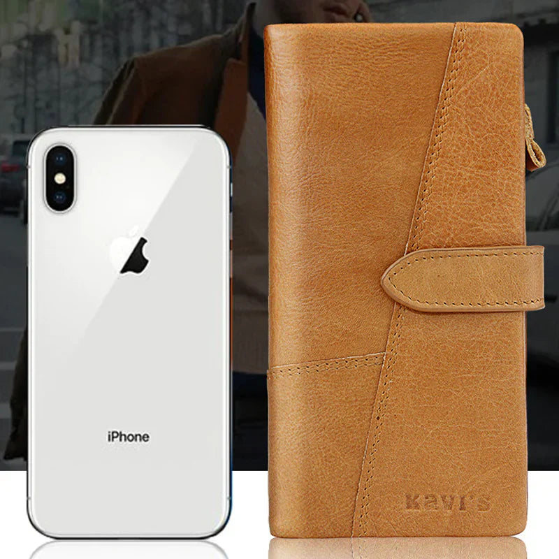 Custodia portafoglio in pelle marrone per iPhone, design elegante con chiusura a bottone, compatibile con modelli recenti, accessorio moda uomo.