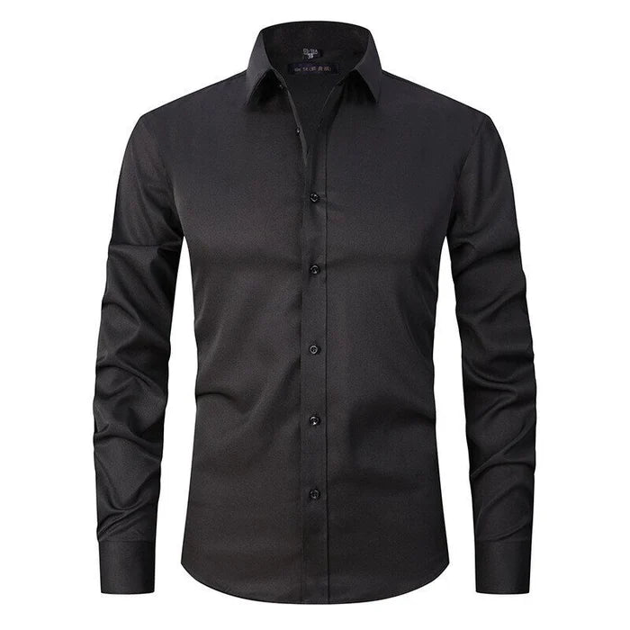 Camicia nera elegante da uomo, maniche lunghe, colletto classico, tessuto liscio, ideale per abbigliamento formale e occasioni speciali.