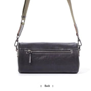 Borsa a tracolla in pelle nera con cerniera posteriore, design elegante e moderno, ideale per uomo e donna, accessorio moda versatile.