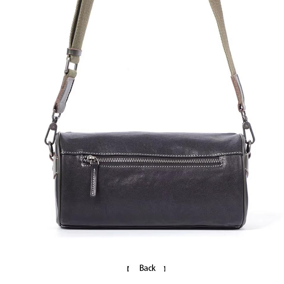 Borsa a tracolla in pelle nera con cerniera posteriore, design elegante e moderno, ideale per uomo e donna, accessorio moda versatile.