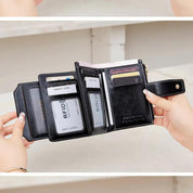 Portafoglio nero in pelle con protezione RFID, aperto per mostrare scomparti per carte di credito e documenti. Design elegante e funzionale.
