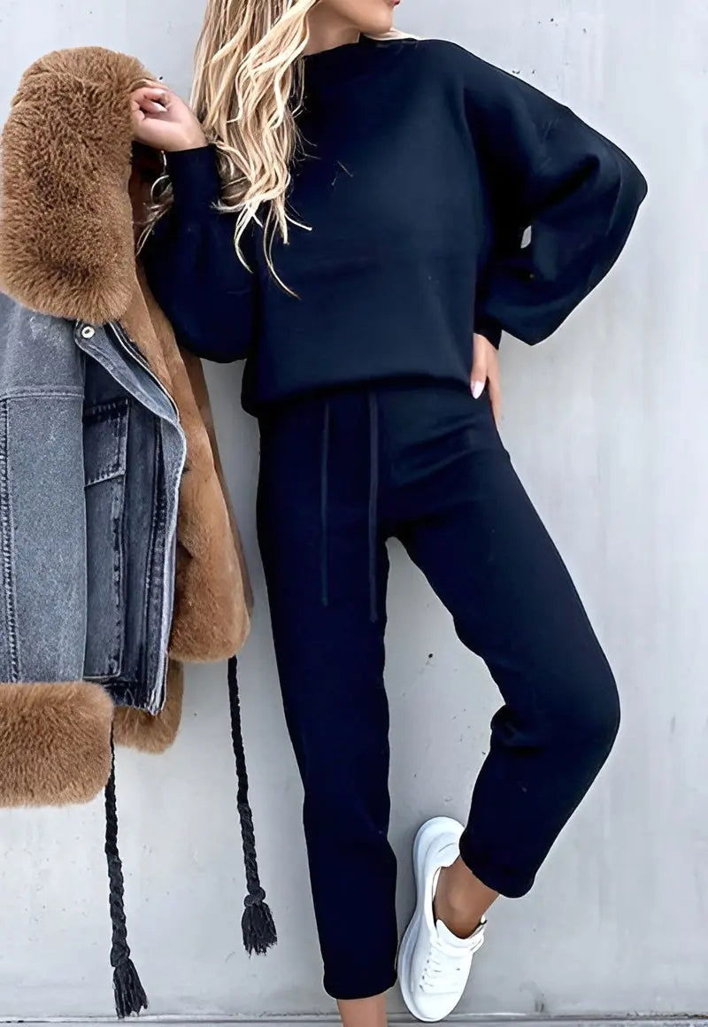 ADRIANA | Luxurious Lounge Set for Ultimate Comfort - Lizabella Fashion - - - ADRIANA | Luxurious Lounge Set for Ultimate Comfort - Lizabella Fashion - #tag1# - #tag2#