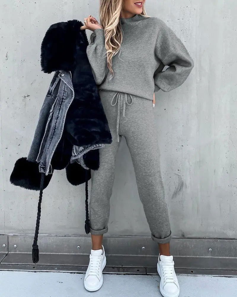 ADRIANA | Luxurious Lounge Set for Ultimate Comfort - Lizabella Fashion - - - ADRIANA | Luxurious Lounge Set for Ultimate Comfort - Lizabella Fashion - #tag1# - #tag2#