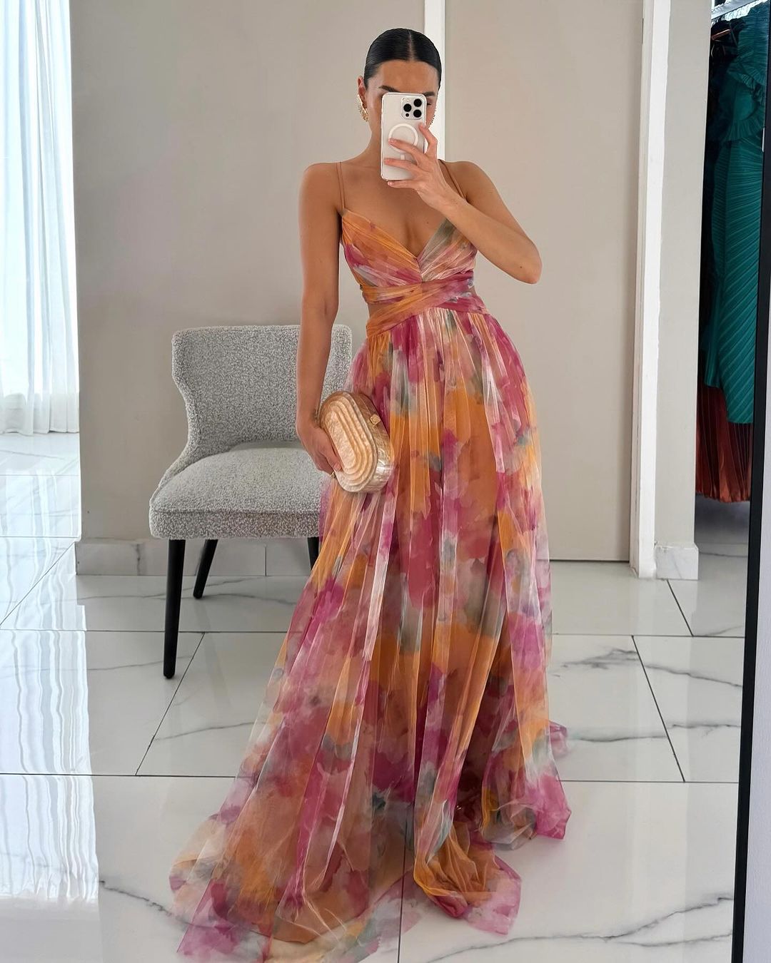 Abito Donna Elegante con Scollo a V e Gonna Fluida per Look Estivo 0