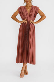 Abito Plissé Midi Elegante con Scollo a V e Vita Sottolineata 3