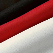 Tre tessuti in cotone a tinta unita: nero, rosso e bianco. Ideali per abbigliamento, cucito e artigianato. Alta qualità, morbidezza garantita.
