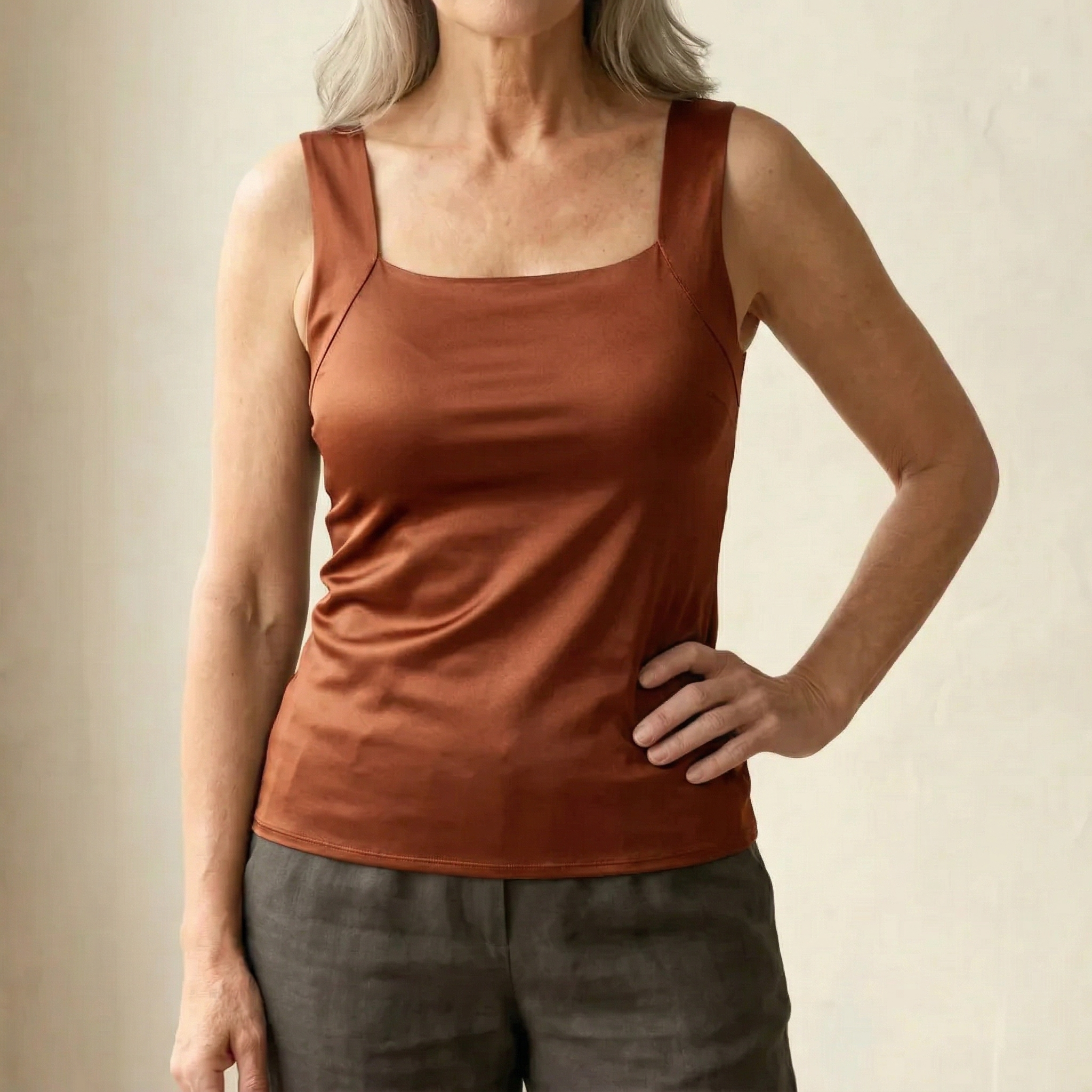 Canotta Estiva Donna con Reggiseno Integrato e Sostegno Arch Supporting 9