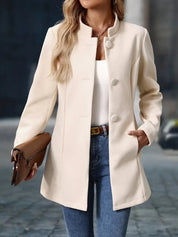 Cappotto da Donna Elegante con Colletto Rialzato e Taglio Sartoriale 9