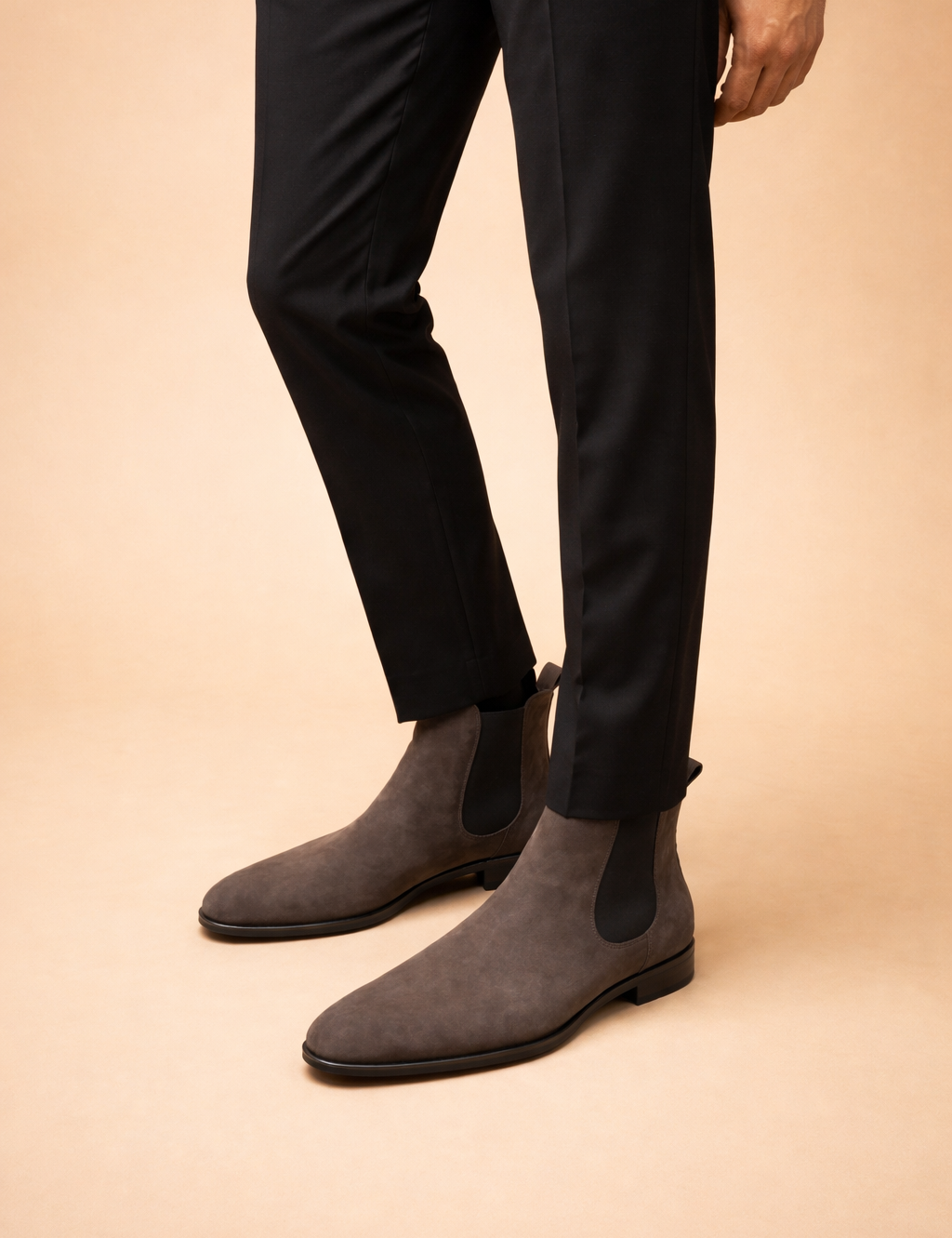 Casual_elegance_in_Chelsea_boots.png