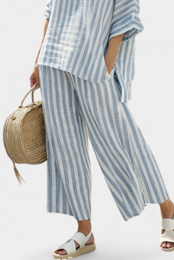 Completo Estivo Elegante in Lino con Top a Righe e Pantaloni Rilassati 3