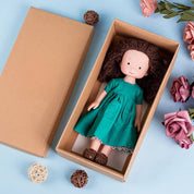 CuddlyCharm | Set regalo con bambola di peluche da vestire e accessori 8