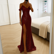 Elegante abito lungo con paillettes e scollatura a spalle scoperte | Capodanno 3