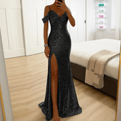 Elegante abito lungo con paillettes e scollatura a spalle scoperte | Capodanno 5