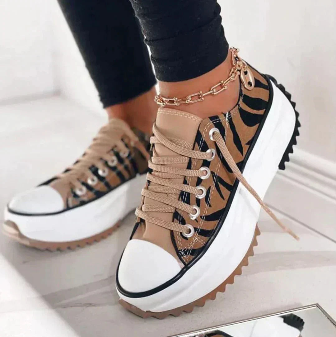 Elfriede | Damen Schnürung Plattform Freizeit Sneaker 5