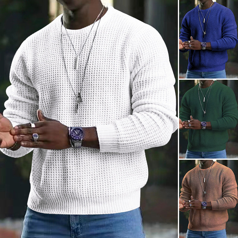 Maglione uomo a maglia grossa in quattro colori: bianco, blu, verde, marrone. Design casual, ideale per autunno e inverno. Moda maschile elegante.