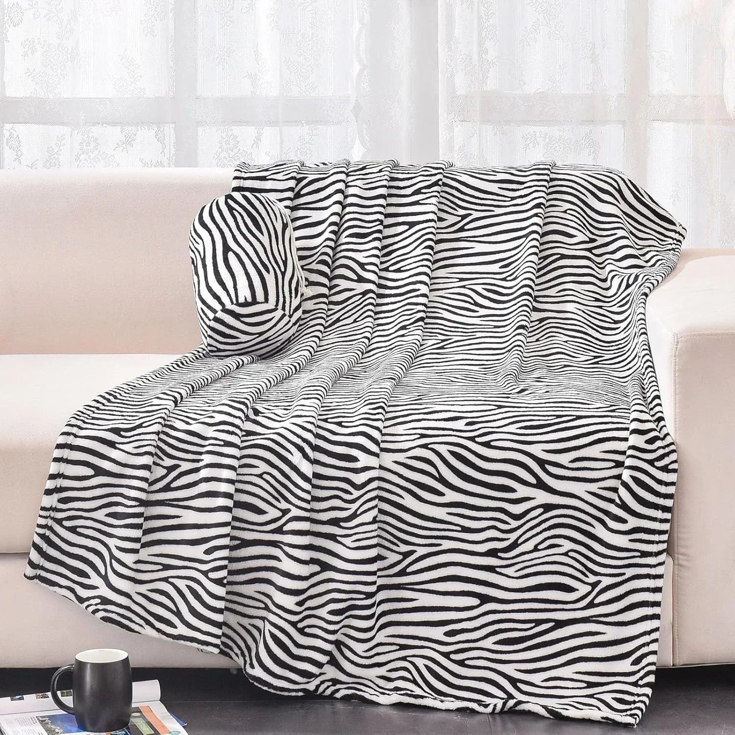 Fleecedecke LeoLuxe | Leopardenmuster | Superweich & Kuschelig | Flanell 4