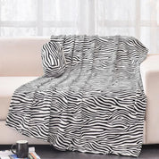 Fleecedecke LeoLuxe | Leopardenmuster | Superweich & Kuschelig | Flanell 4
