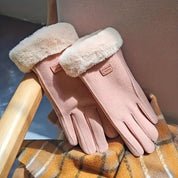 Guanti invernali in peluche da donna - Guanti rosa con touchscreen e design intelligente a dita intere per un abbigliamento da esterno caldo, antivento ed elegante 4