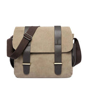Borsa a tracolla in tela beige con dettagli in pelle marrone, design elegante e funzionale, ideale per lavoro e viaggio. Accessorio moda uomo.
