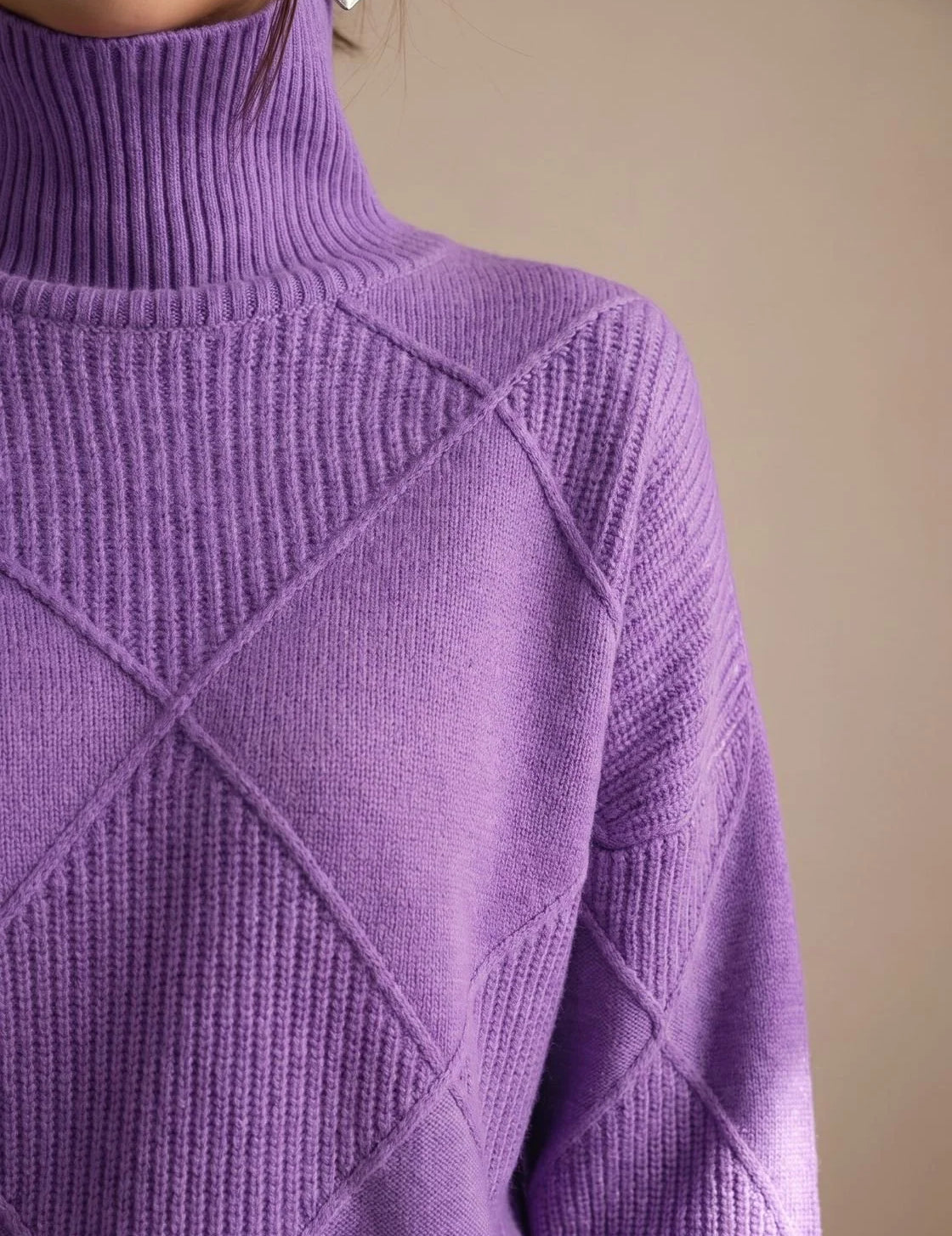 Katharina | Damen Rollkragenpullover mit geometrischem Strickmuster Langarm 4