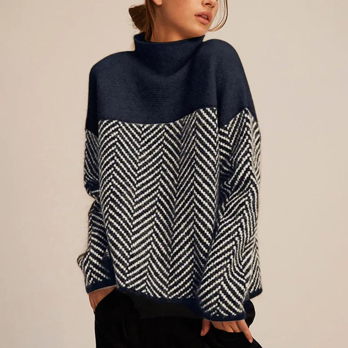 Maglione Donna Collo Alto Oversize Elegante Motivo Spina di Pesce per Inverno 1