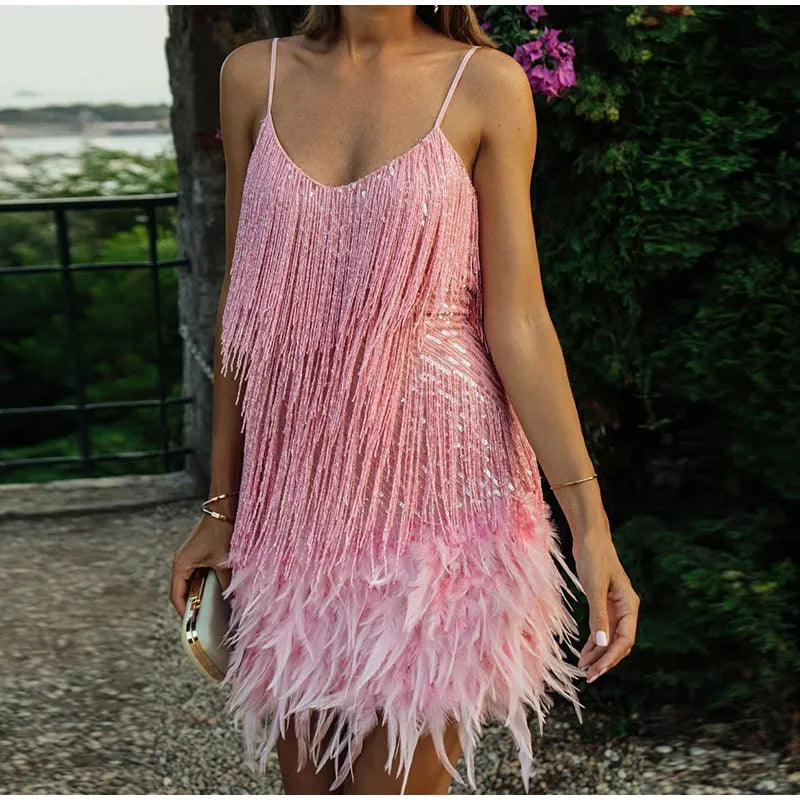 Mini abito con paillettes e piume da donna | Capodanno 2