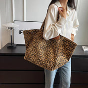 Oversized Canvas Schultertasche mit Leopardenmuster - Lila 0