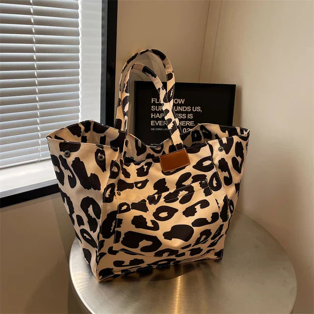 Oversized Canvas Schultertasche mit Leopardenmuster - Lila 3