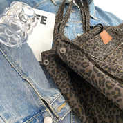 Oversized Canvas Schultertasche mit Leopardenmuster - Lila 7