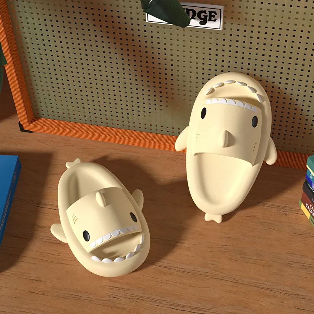 Pantofole Unisex con Design Squalo 3D Leggere e Antiscivolo 13