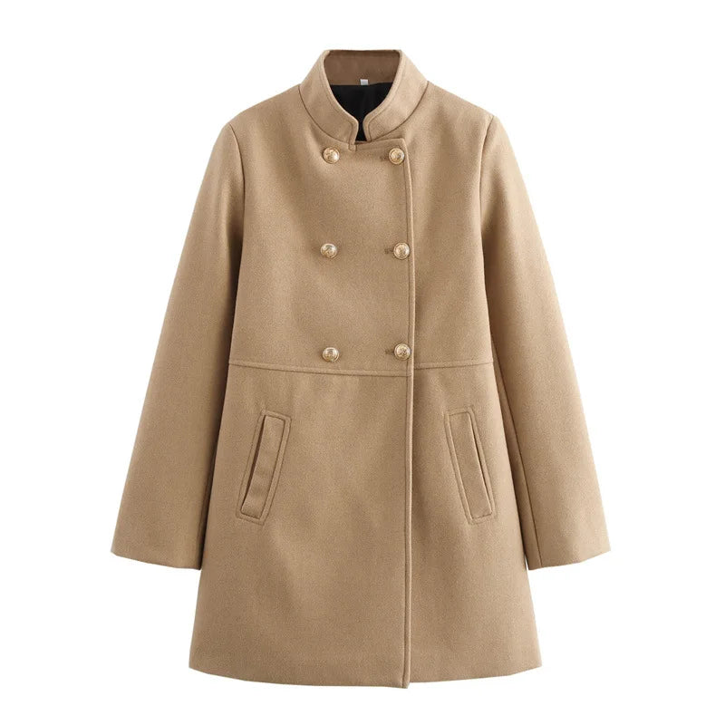 Cappotto donna beige, doppio petto, elegante, invernale, con bottoni decorativi, tasche laterali, moda femminile, abbigliamento caldo.