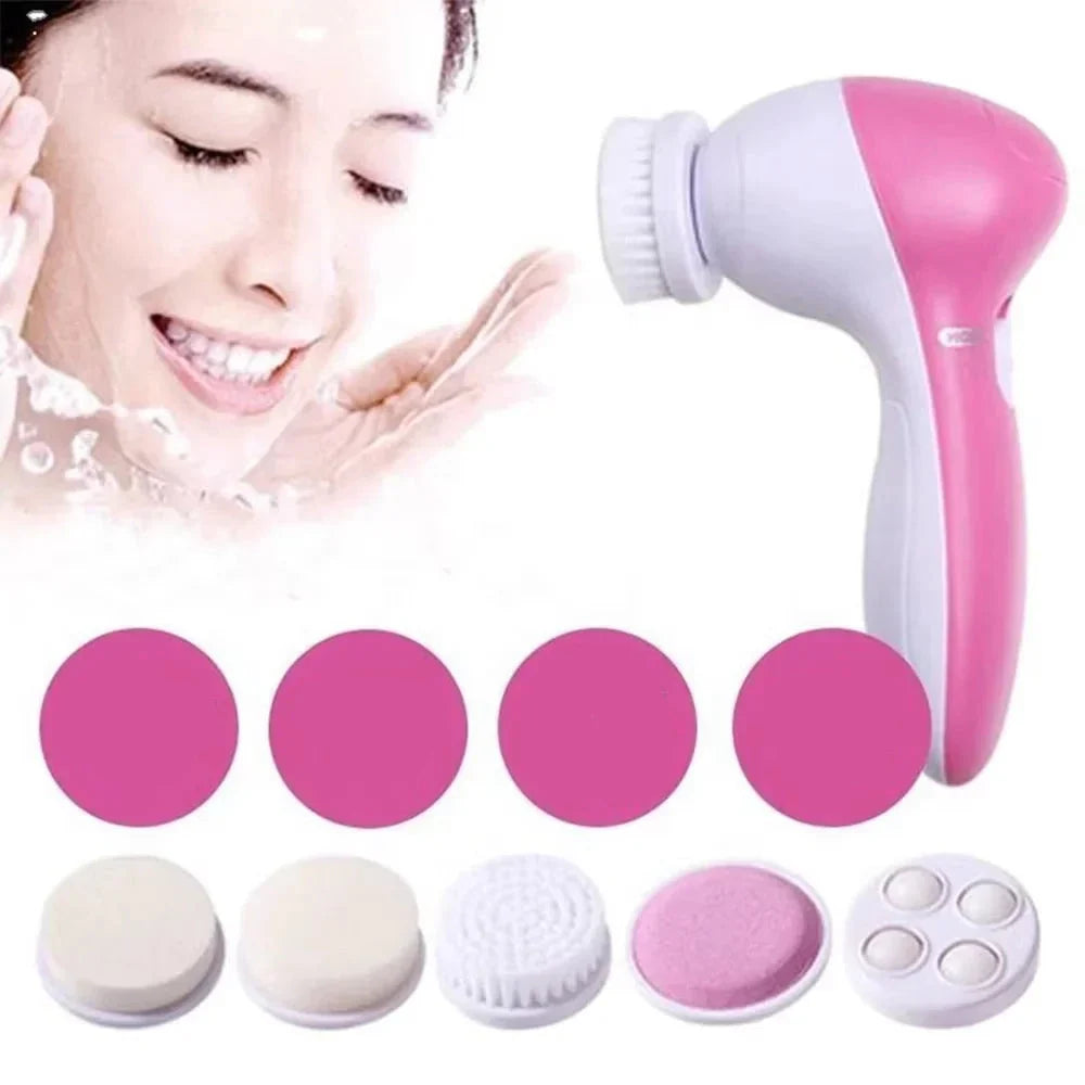 Dispositivo per pulizia viso rosa e bianco con testine intercambiabili, esfoliante elettrico, cura della pelle, bellezza, skincare routine.