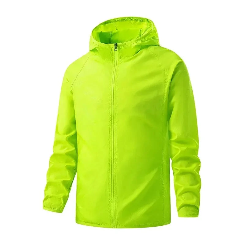 Giacca antivento unisex verde fluorescente con cappuccio, chiusura a zip, maniche lunghe. Ideale per sport all'aperto e attività in condizioni ventose.